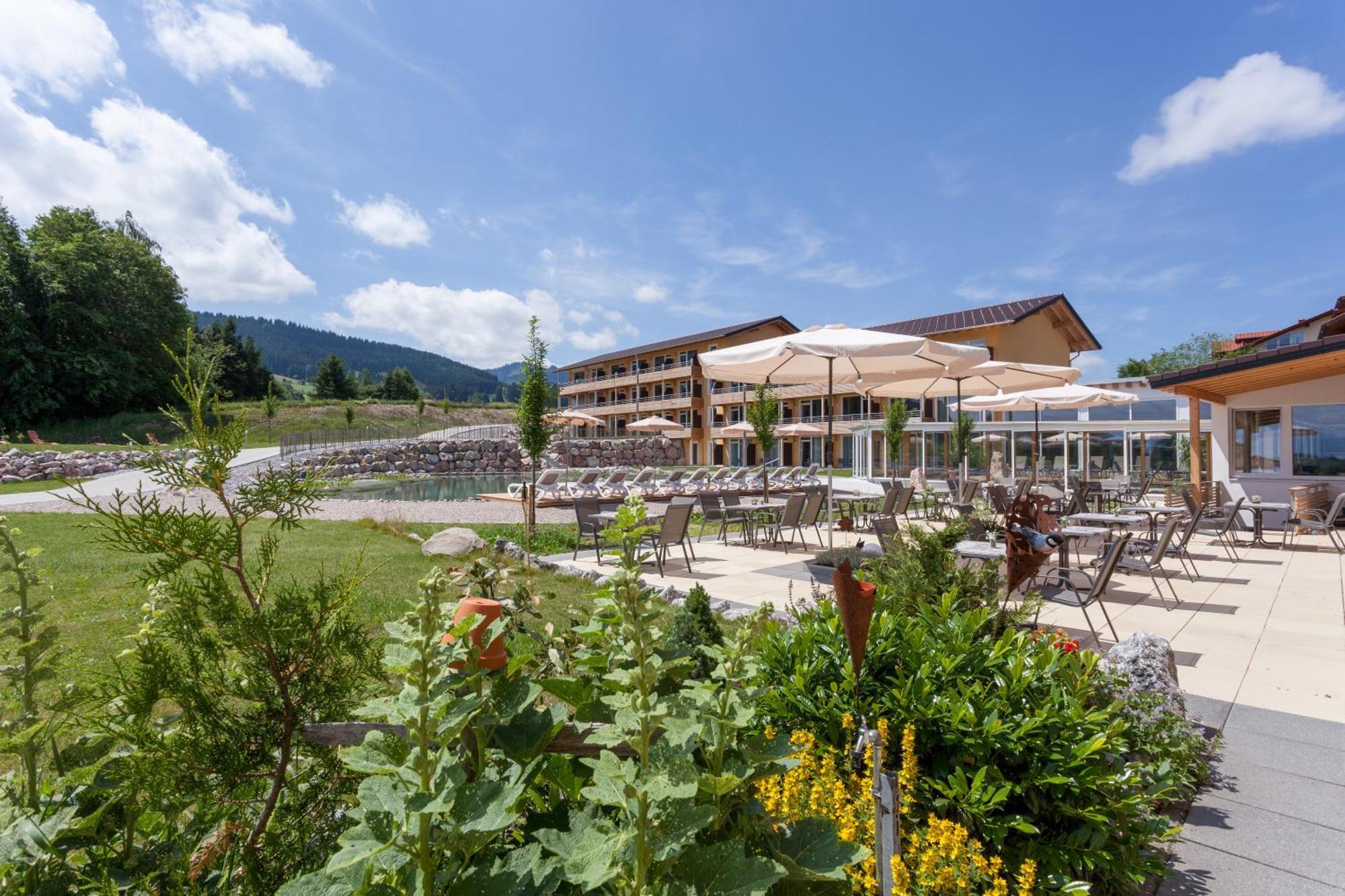 Hotel Nesselwanger Hof Exterior photo